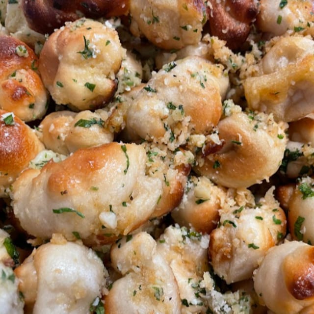 Garlic Knots.